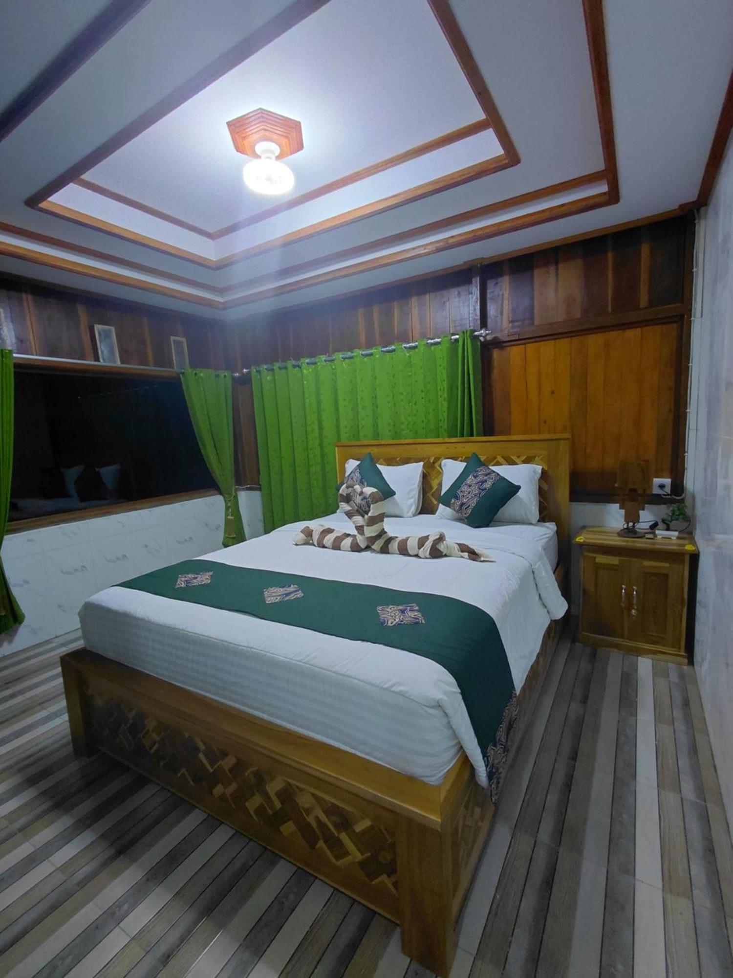 Friendly Homestay Lemukih Singaraja Quarto foto