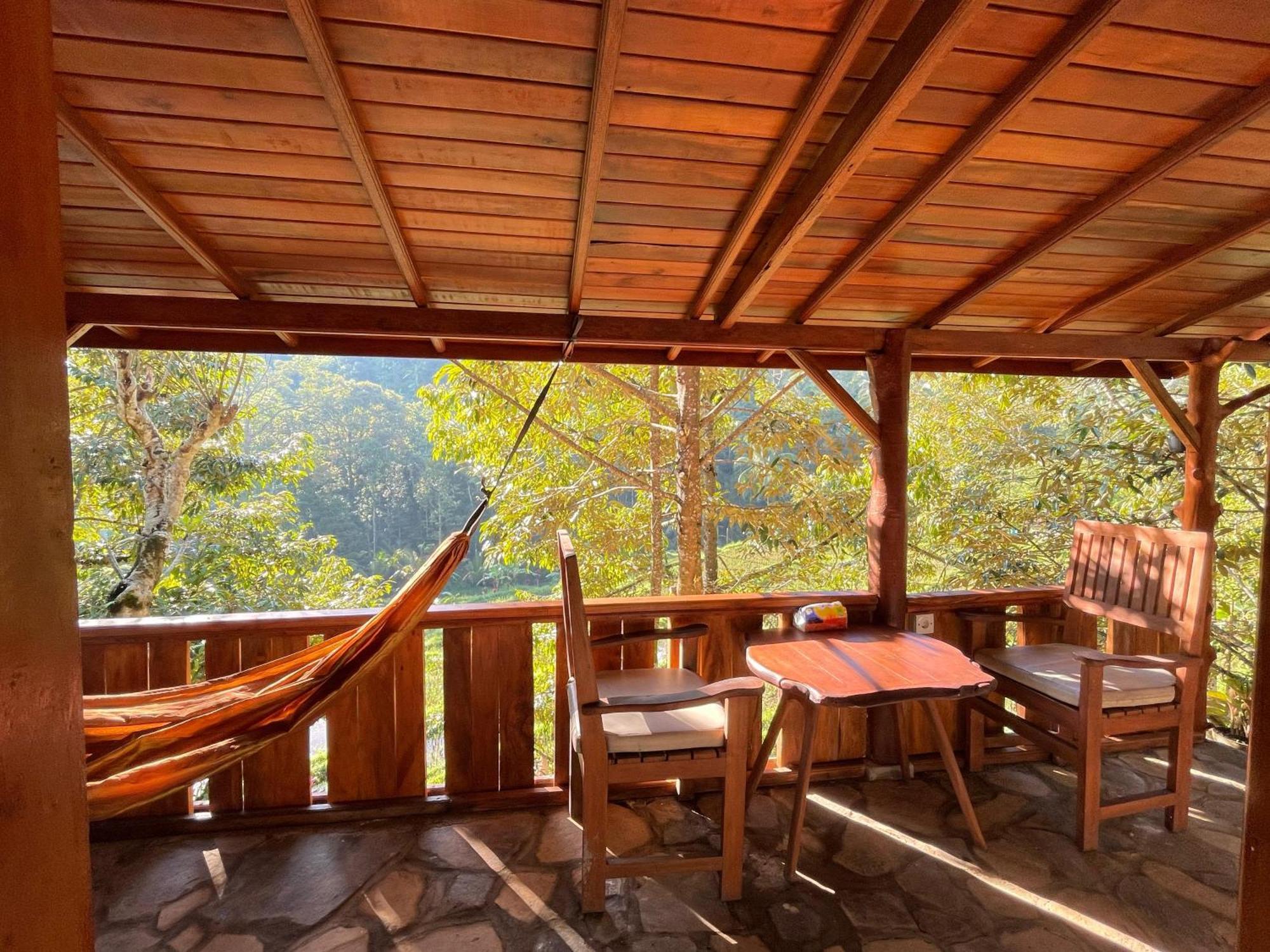Friendly Homestay Lemukih Singaraja Exterior foto